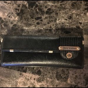 Juicy couture wallet