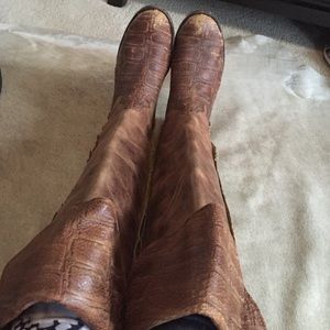 Corral boots