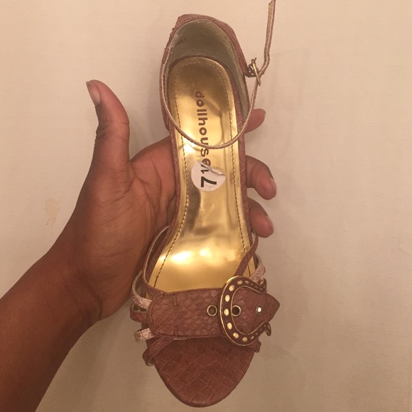 🎉 Dollhouse shoes. Size 7.5 - Picture 3 of 4