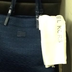 Authentic Michael kors tote bag mk #KV1208