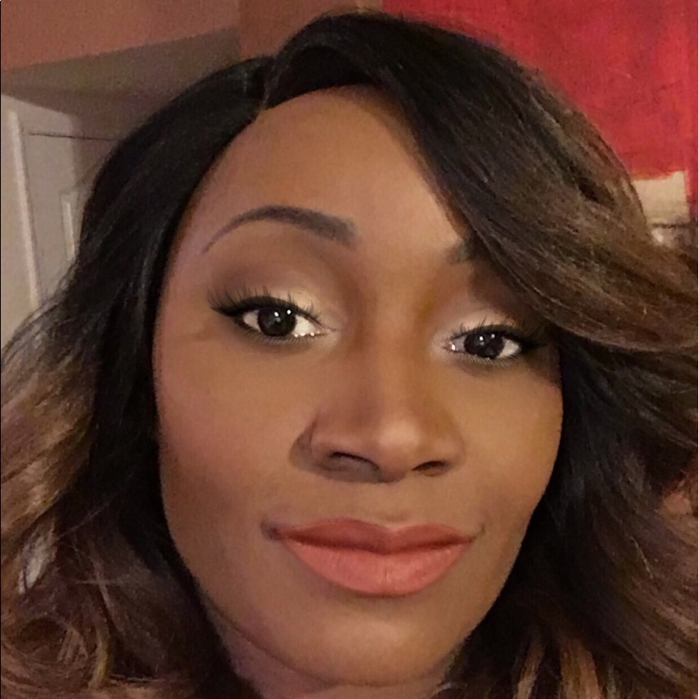 Meet your Posher, Kim
