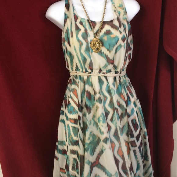 New vintage style dress with tassel belt 👒