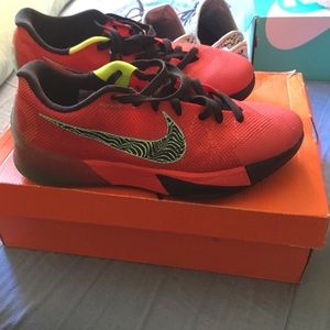 Kevin Durants good condition wore twice