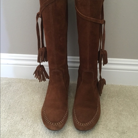 SOLD Moccasins boots with cute side tie
