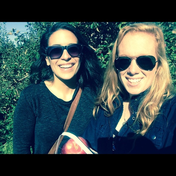 Meet your Posher, Savannah - Picture 1 of 1