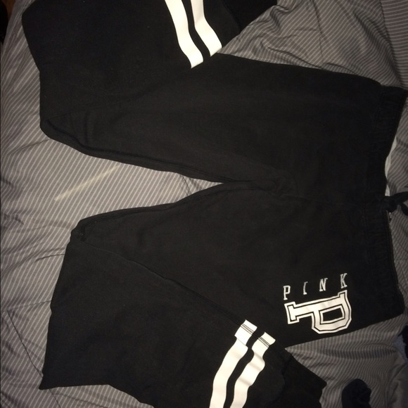 OFFERS WELCOME ☝🏼️VS PINK gym pants 🏆