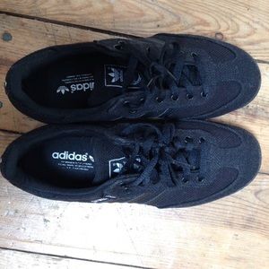 Adidas Sambas