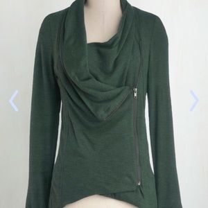 ModCloth Airport Greeting Cardigan in Forest