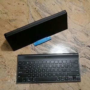 Logitech Bluetooth Tablet Keyboard