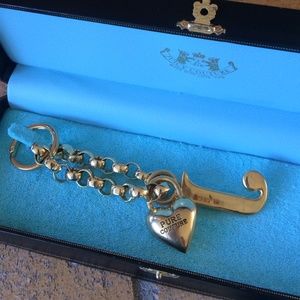 🆕💢 PRICE DROP Juicy Couture gold keychain