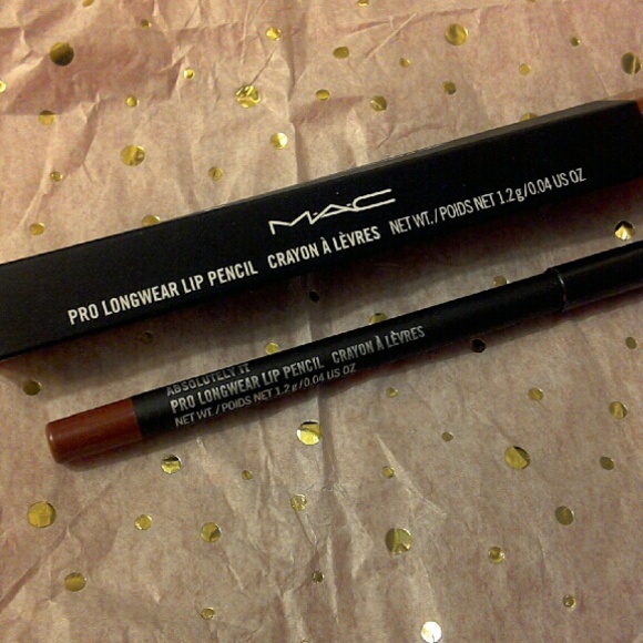 Mac Absolutely it lip AND liquid eye liner