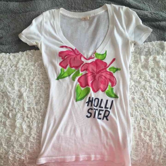 Hollister shirt