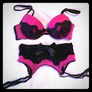 Bra and garter combo NWOT