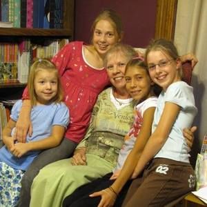 Meet your Posher, Melissa