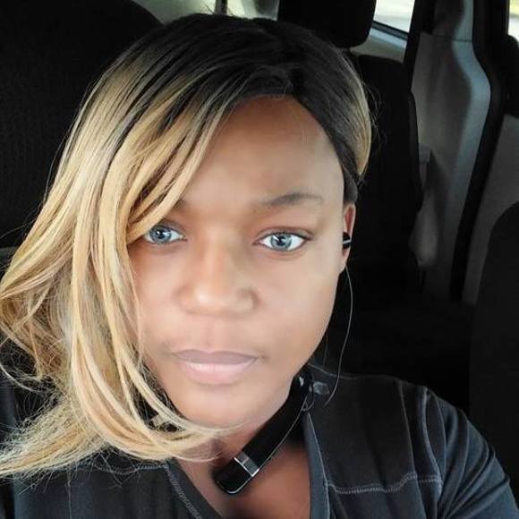 Meet your Posher, Malika