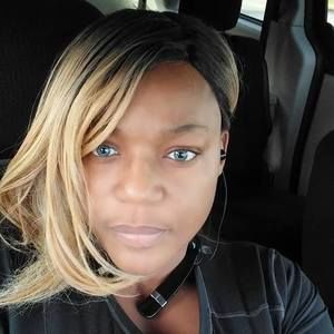 Meet your Posher, Malika