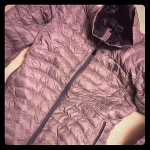 women's north face jacket (s)
