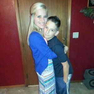 Meet your Posher, Holten