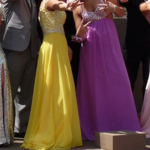 Prom Dress - Picture 2 of 3