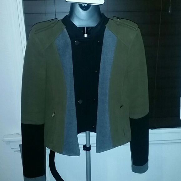 BCBGMaxAzria Jackets & Blazers - BCBG MAX AZRIA jacket