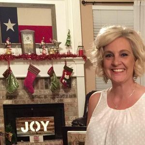 Meet your Posher, Carmalyn