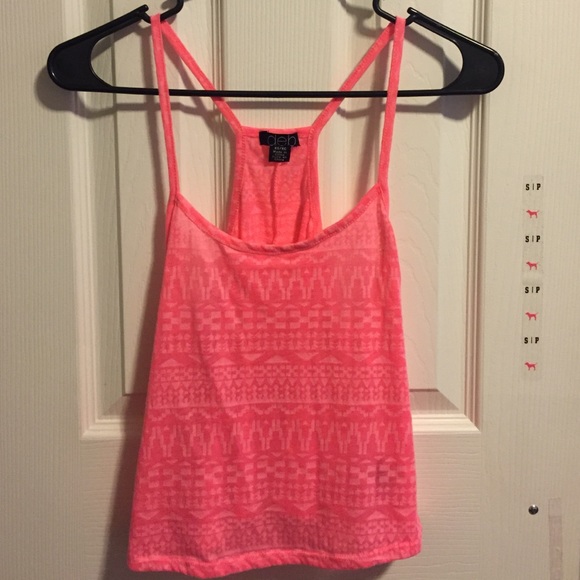 Deb Tops - ❌SOLD❌ Pink Aztec tank