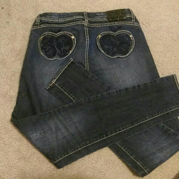 Size 8 Apple Bottom Skinnies