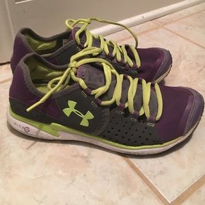 Like new: under armour micro running shoes