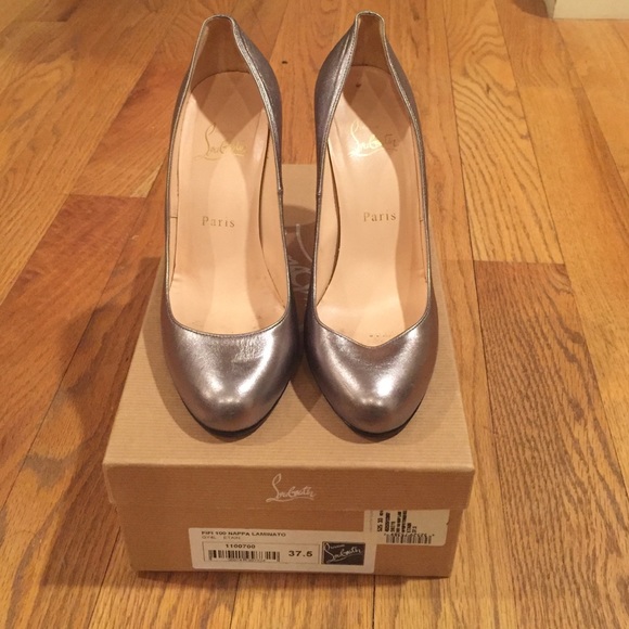 Christian Louboutin Fifi Pumps