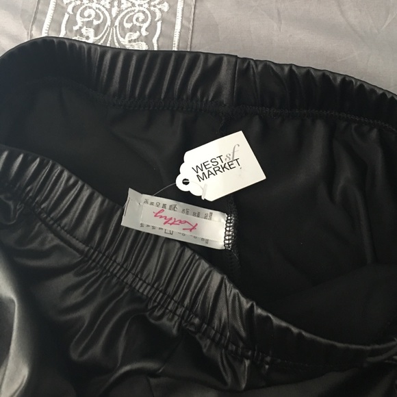 Liquid leggings - Picture 3 of 3