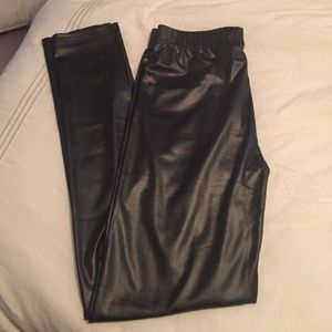 Liquid leggings