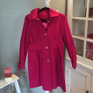 Betsy Johnson pink enamel button rain jacket