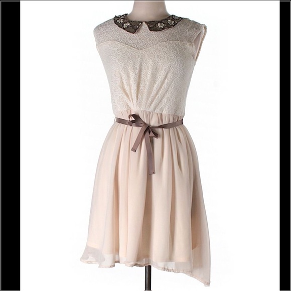 NWT Pinky Sz L Lace Dress - Picture 1 of 4