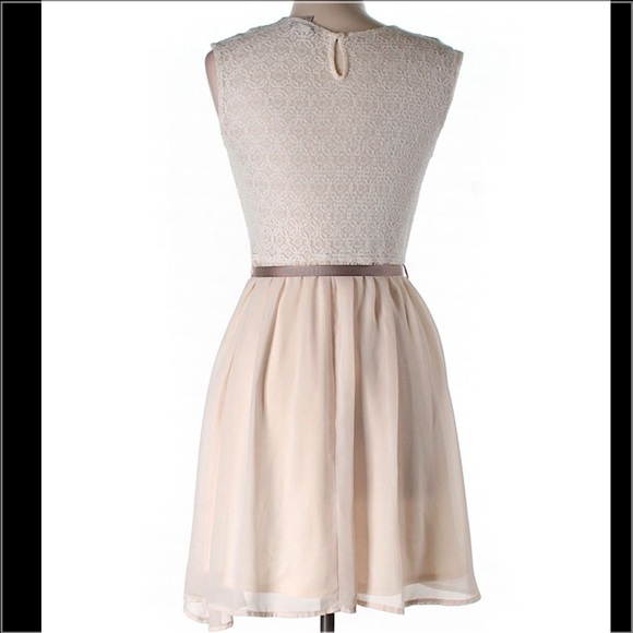 NWT Pinky Sz L Lace Dress - Picture 2 of 4