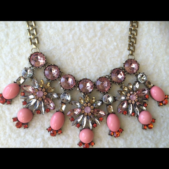 ‘Nicole’ collar necklace - Picture 4 of 4