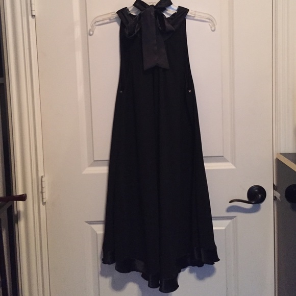 F21 - Little Black Dress w/ Neck Ribbon Detail