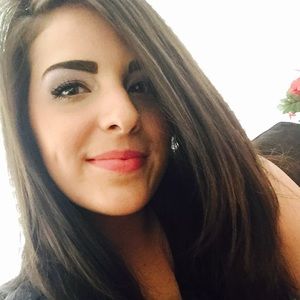 Meet your Posher, Katelyn