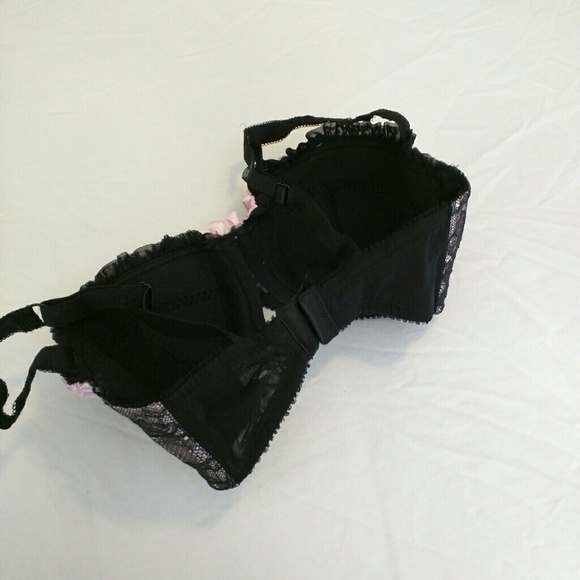 | J E Z E B E L | & - image 2