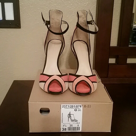 Zara Heels - Picture 1 of 4