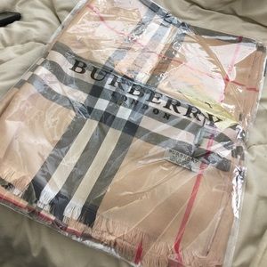 Burberry scarf