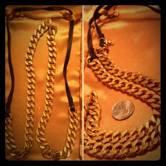 ✨ NEW! Ellen Tracy Chain Link leather necklace!