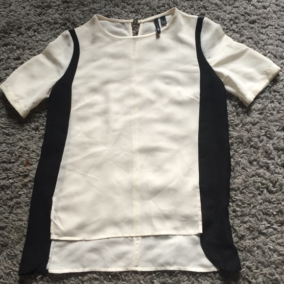 Cute MNG basics blouse