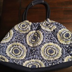 Adorable Vera Bradley one-shoulder bag