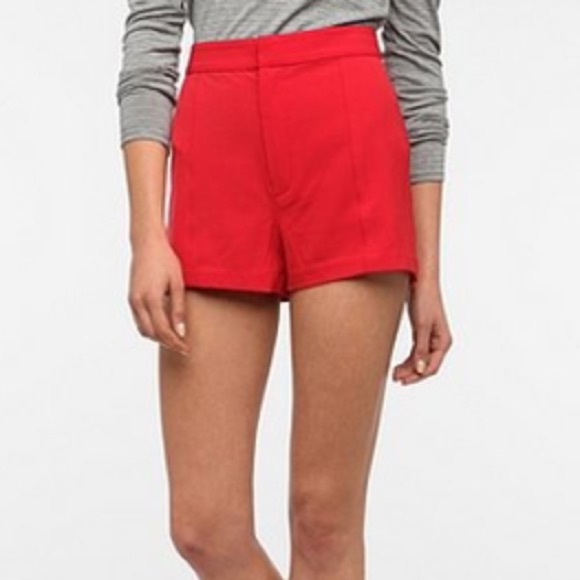 Red tailored pin-up shorts