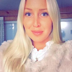 Meet your Posher, Alexandra