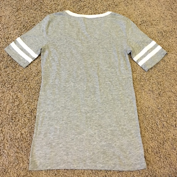 Victoria's Secret tee - Picture 2 of 3