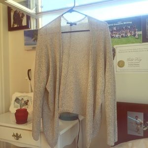 Brand New Brandy Melville Cardi 🙃