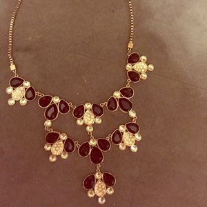 White House black market statement necklace