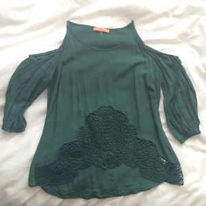 shirt with shoulder cut outs