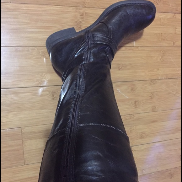 Dark Brown Boots👢 - Picture 4 of 4
